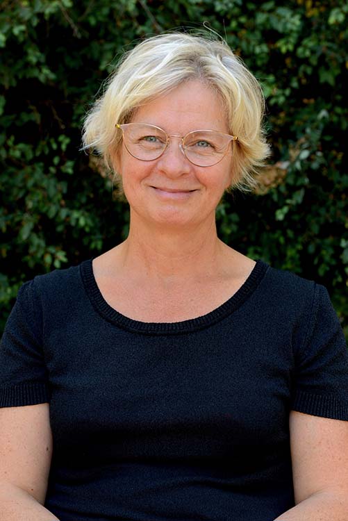 Isabelle BRETON